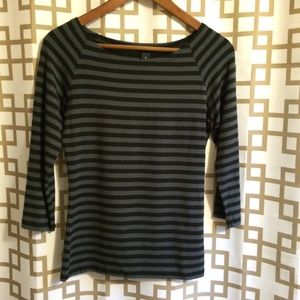 H&M gray and black striped shirt