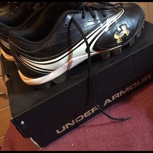 Women's under armour cleats