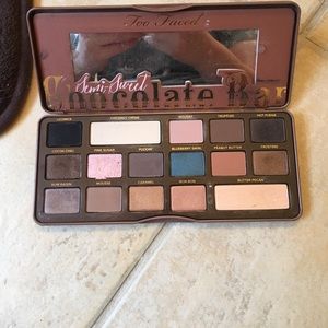 Too Faced Semi Sweet Chocolate Bar