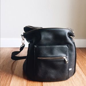 Fawn design diaper bag - broken zipper