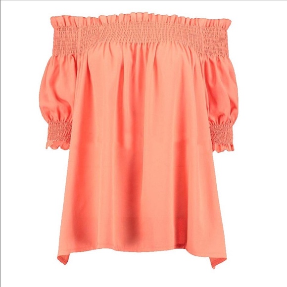 💥BRAND NEW💥SEXY RUFFLED COLD SHOULDER TOP🔶🔶 - Picture 4 of 4