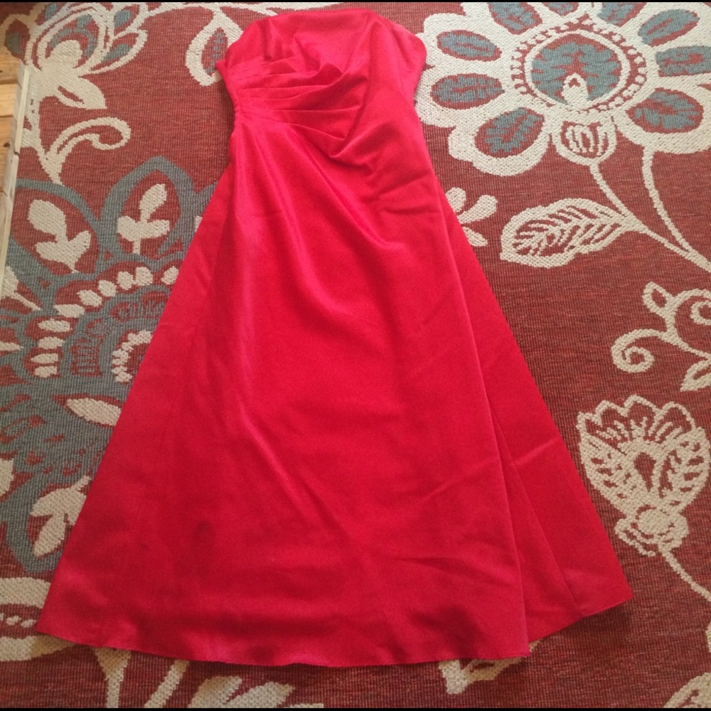 Red silky prom dress