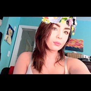 Meet your Posher, Katelyn