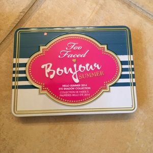 Too Faced Bonjour