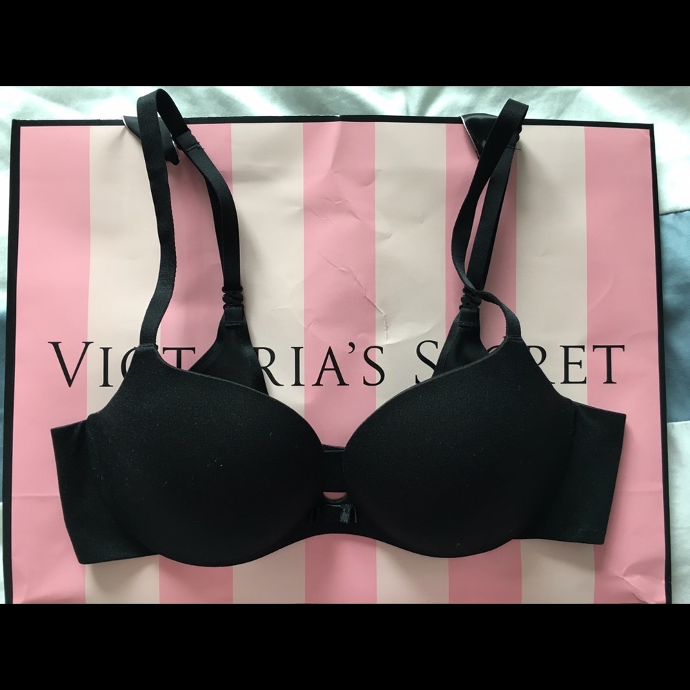 VS incredible lined Demi bra