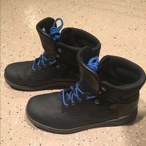 Merrell hiking boots size 11