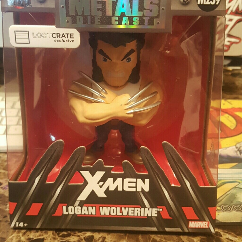 Logan wolverine loot crate exclusive die cast fig