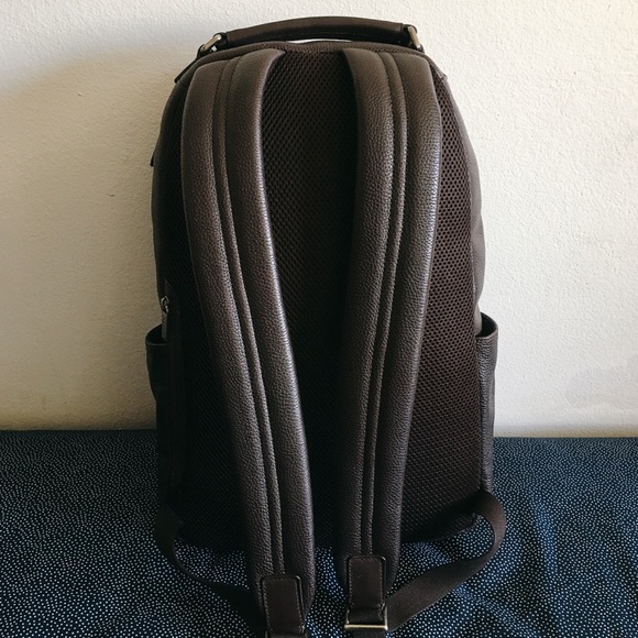 🚩 SOLD Coach Men's Mahogany Leather Backpack - Picture 3 of 4