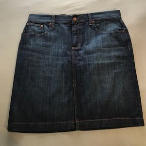 NWOT Gap Denim Skirt