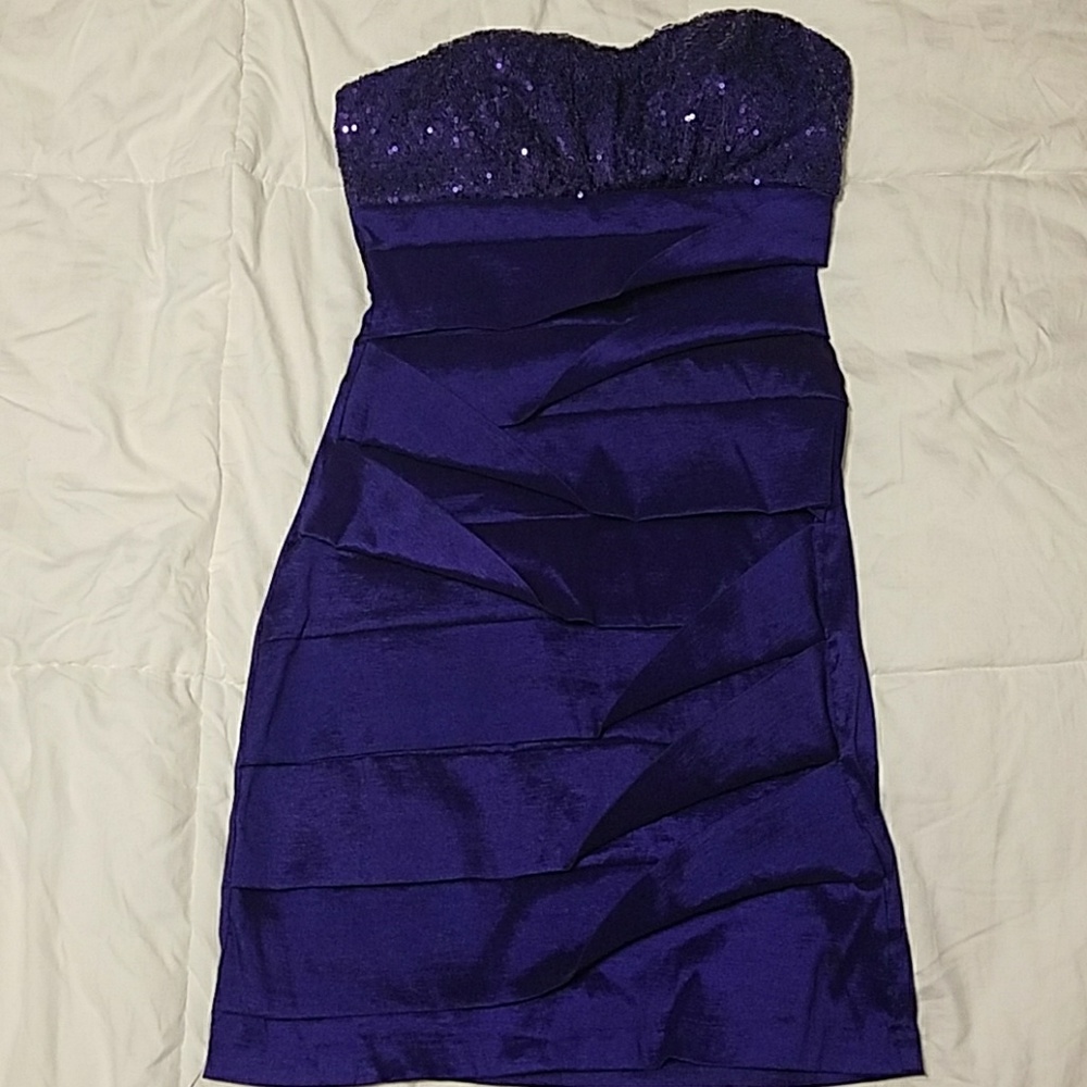 Purple strapless dress
