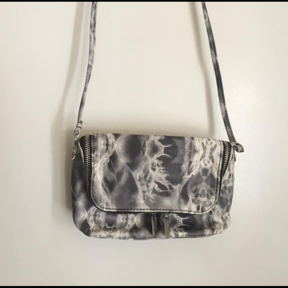 💋NWOT H&M Small Crossbody *REPOSH*