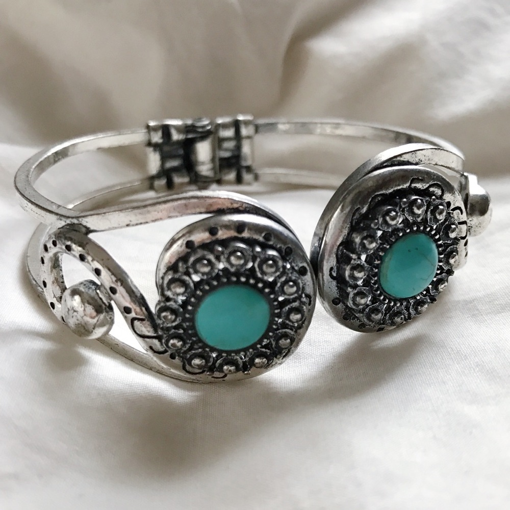boho hippie turquoise stone bracelet