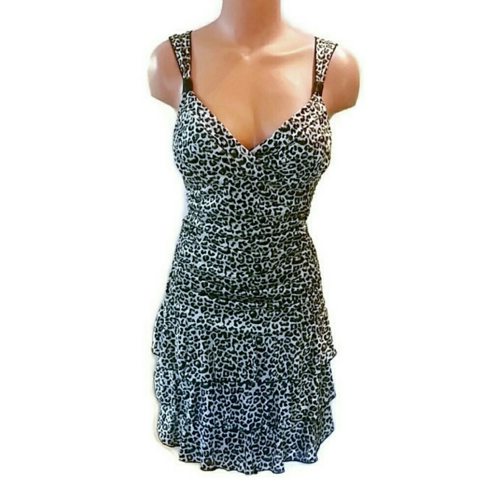 Trixxi Leopard Cheetah Tiered Party Dress Medium