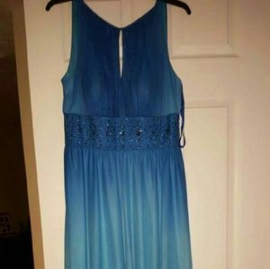Long formal/prom dress