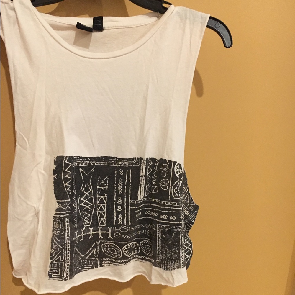 Muscle tee