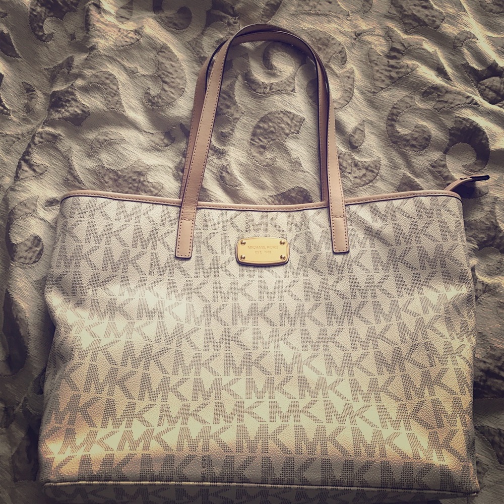 💥MICHAEL KORS BUNDLE OR SEPARATE!!💥