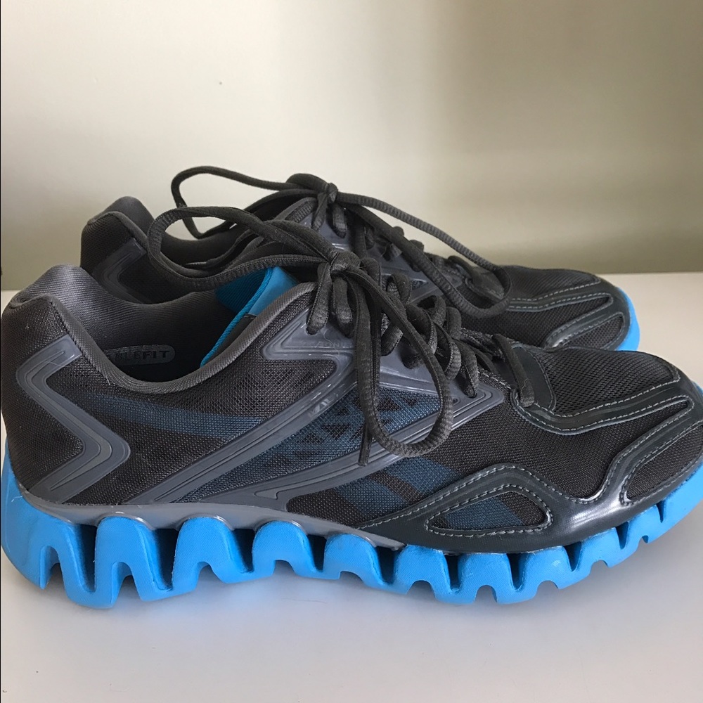Reebok Zigtech tennis shoes size 7.5