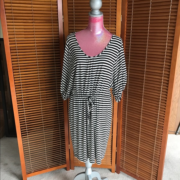 ‼️SOLD‼️ Striped Drawstring Dress - Picture 1 of 4