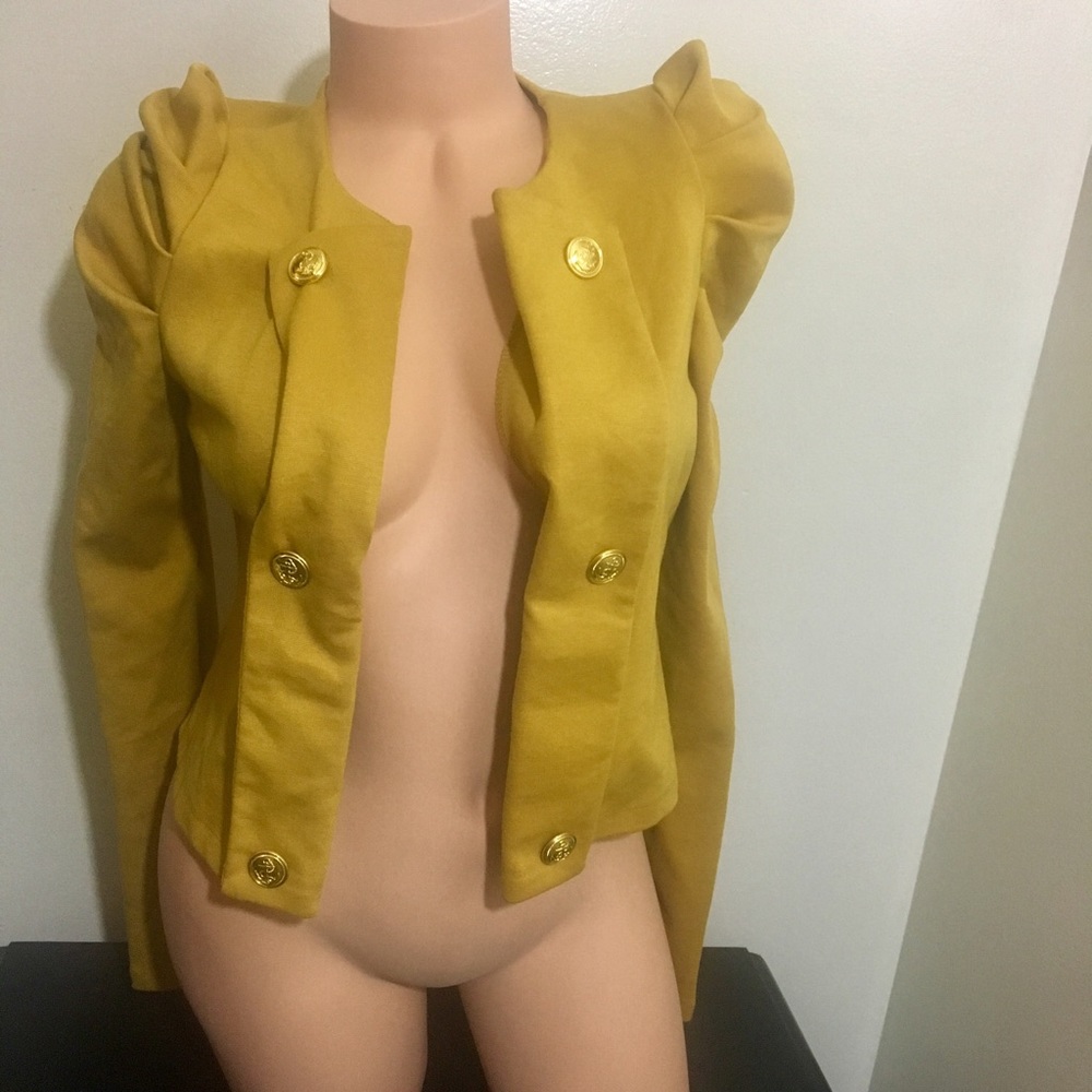Mustard color Blazer!