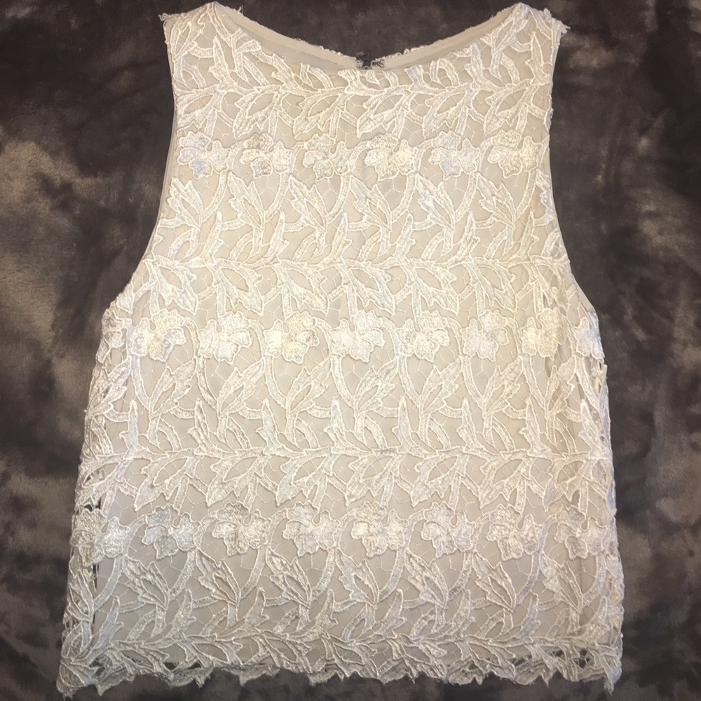 Alice + Olivia sleeveless blouse