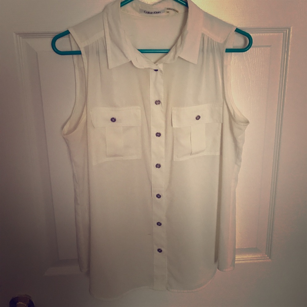Calvin Klein cream tank.