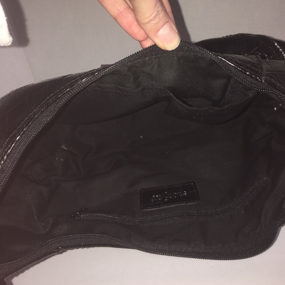 Black faux croc patterned purse - Picture 6 of 6