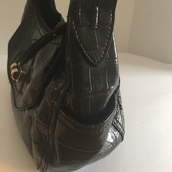 Black faux croc patterned purse - Picture 3 of 6