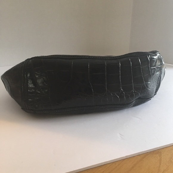 Black faux croc patterned purse - Picture 4 of 6