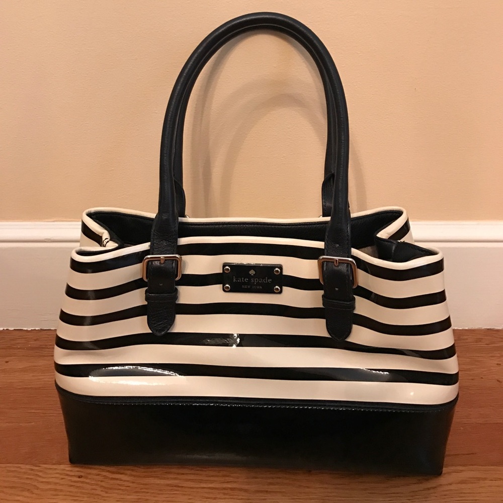 Kate Spade black and cream purse
