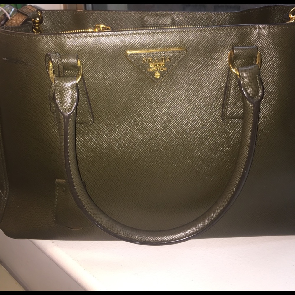 Authentic Prada lux saffiano
