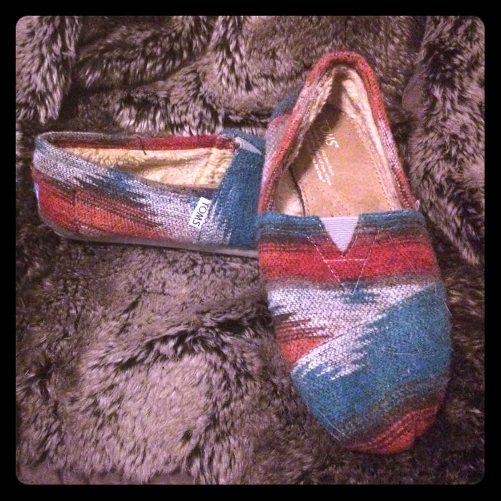 TOMS boho size 7