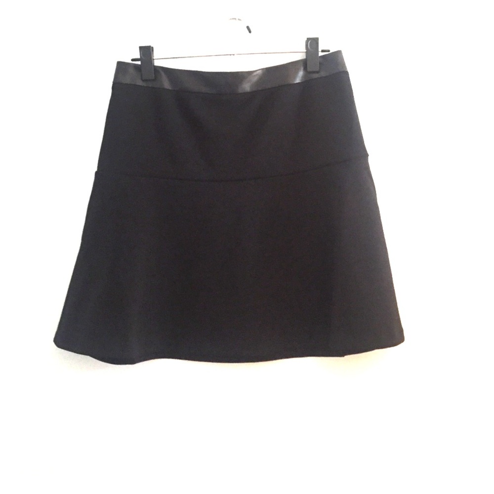 Ann Taylor black skirt