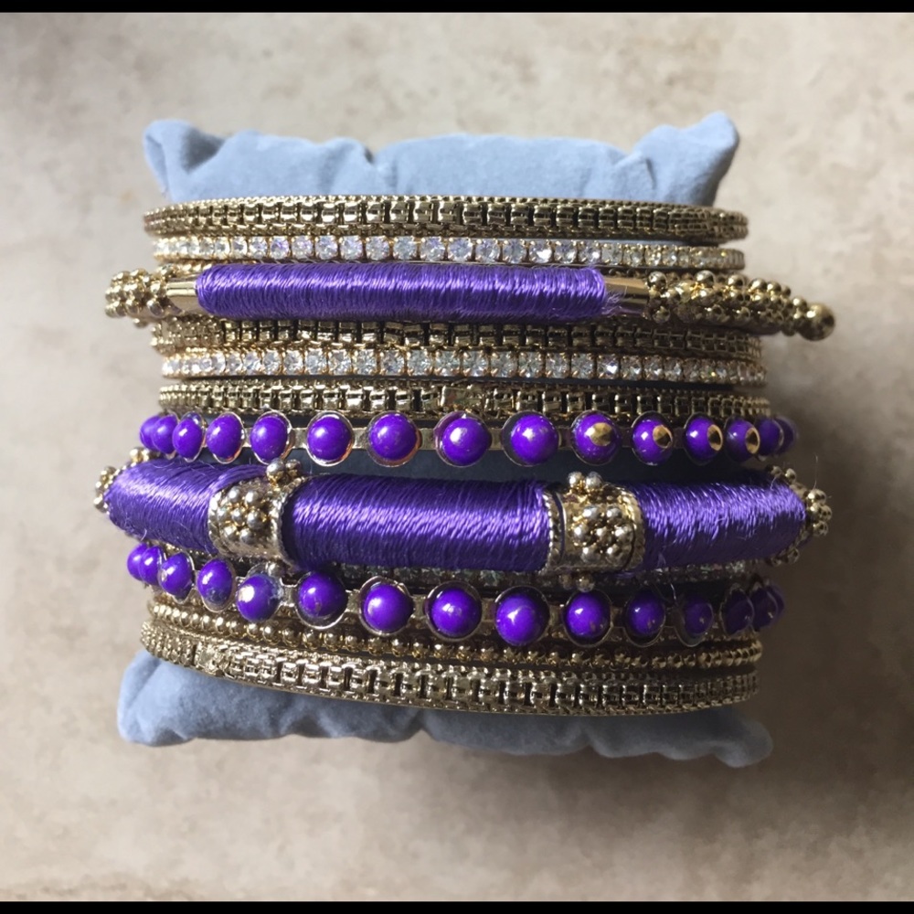 Amrita Singh purple bangles