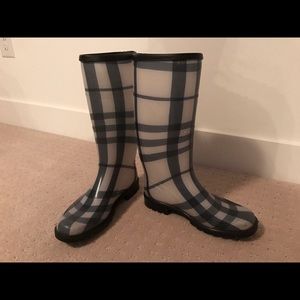 Burberry rain boots