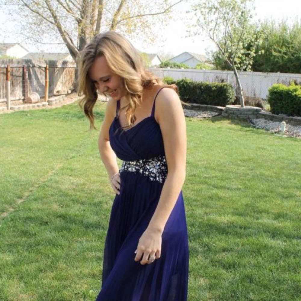 Navy blue prom dress