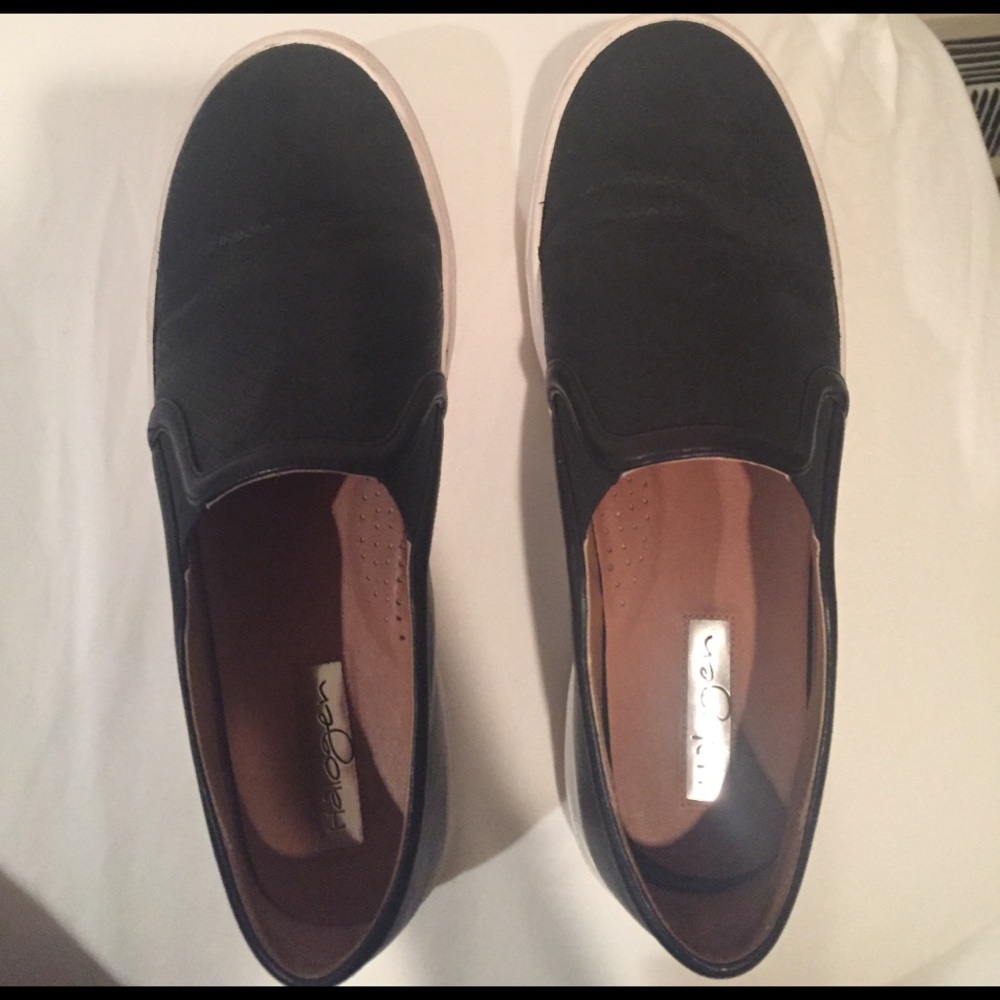 Slip in shoes (SALLLLEEE))