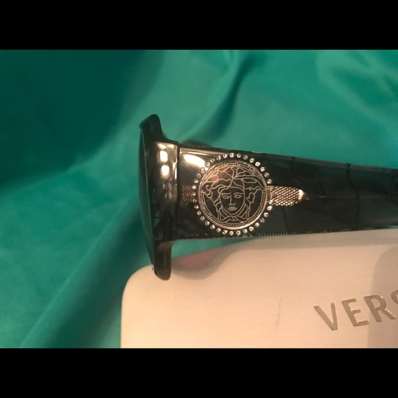 Versace sunglasses w/ case main image 4