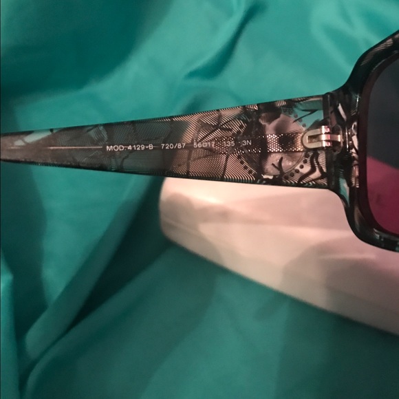 Versace sunglasses w/ case main image 5