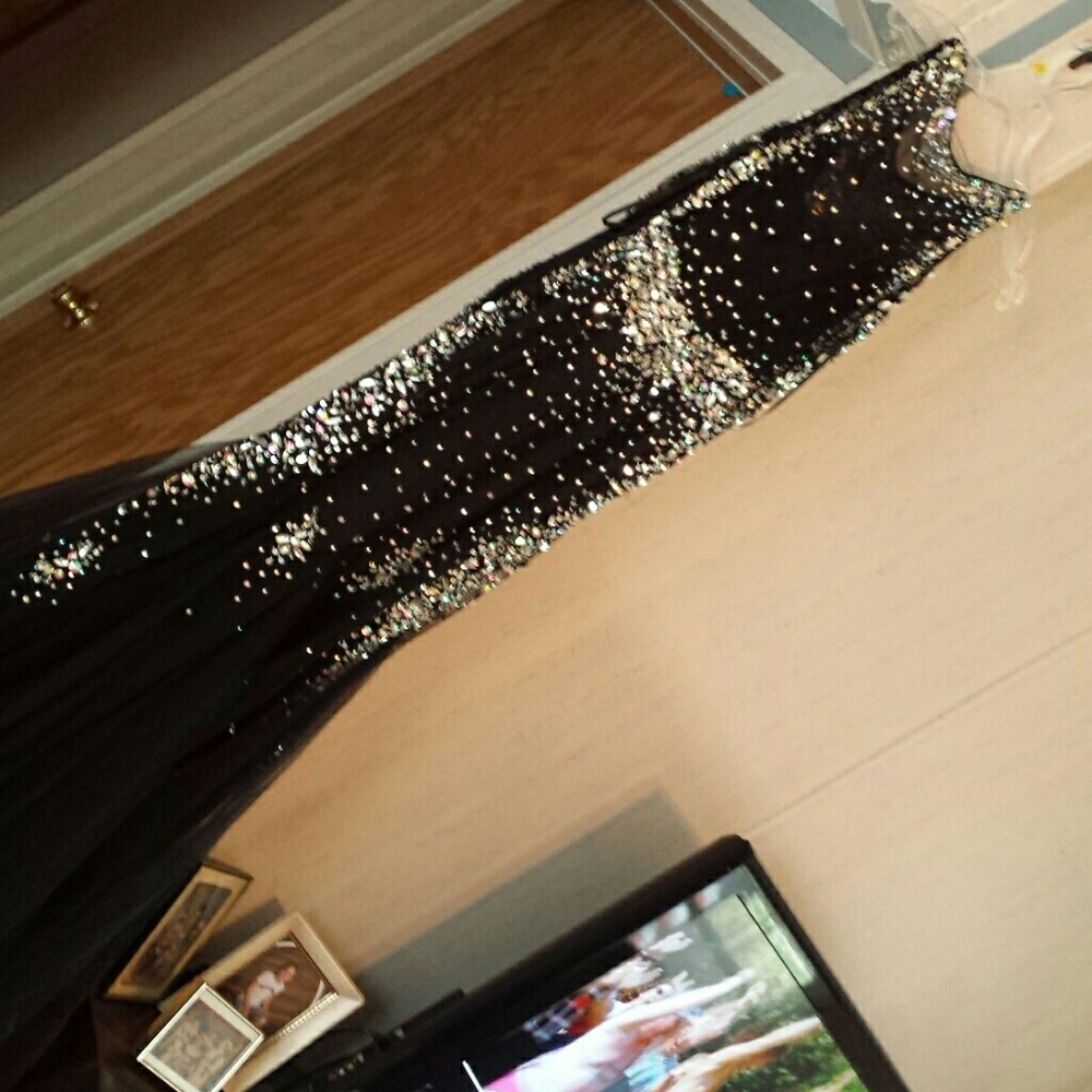 Prom Dress - Picture 2 of 2