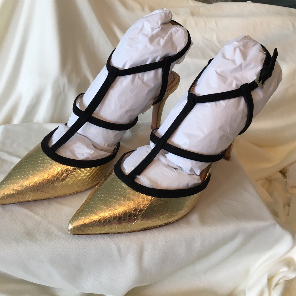 POUR la VICTOIRE Black/gold Oliver Pump