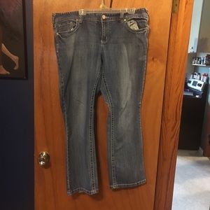 Maurice's bootcut blue jeans