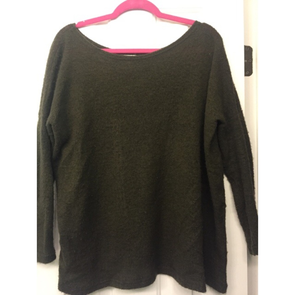Piko scoop neck sweater