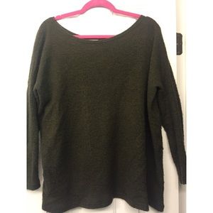 Piko scoop neck sweater