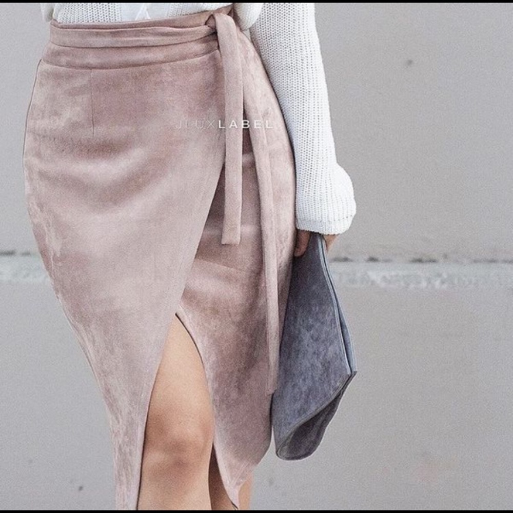 JLUX Label Skirt