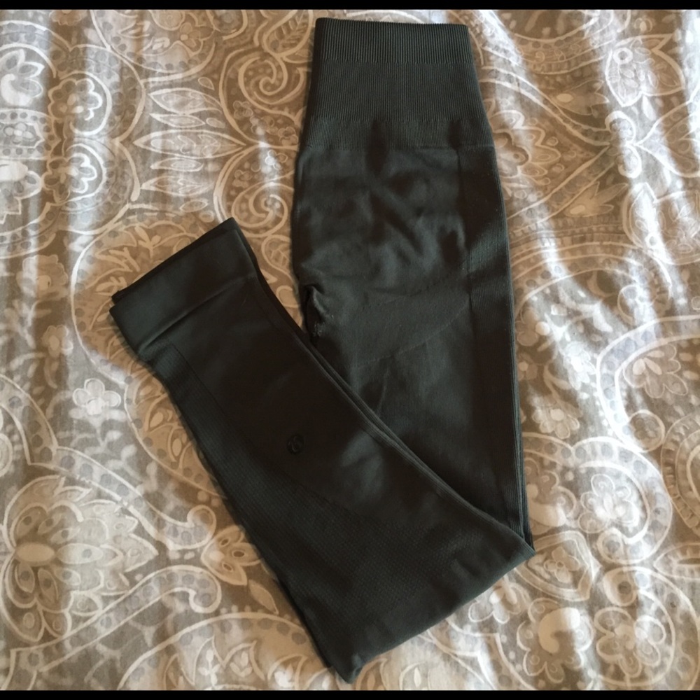 Lululemon Zone in Crop Leggings