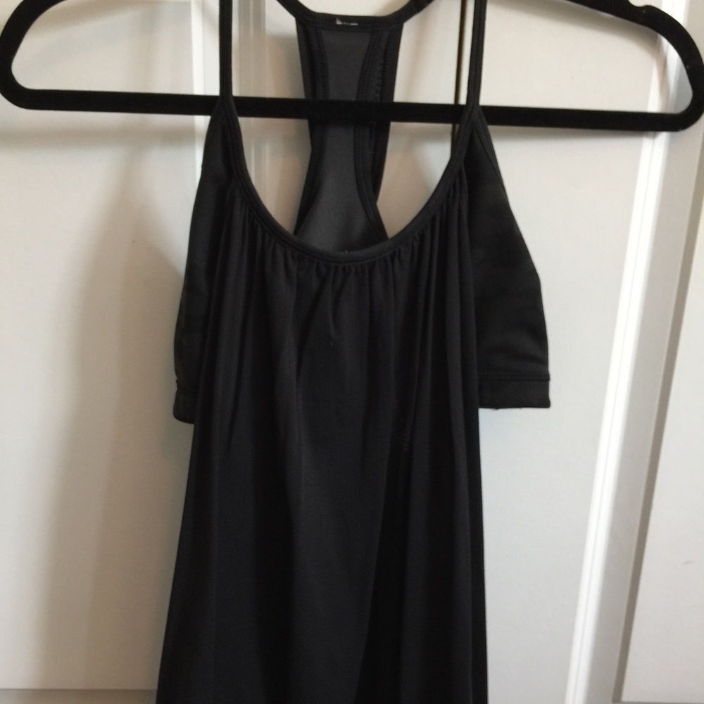 Lululemon workout tank