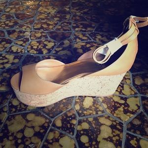 Size 10 Charles by Charles David tan wedges