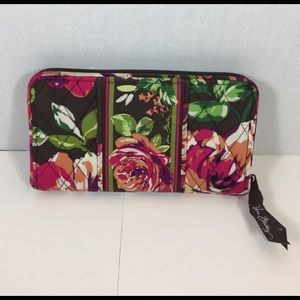 Vera Bradley Accordian Wallet