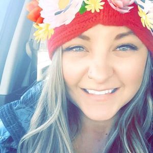 Meet your Posher, Kayla