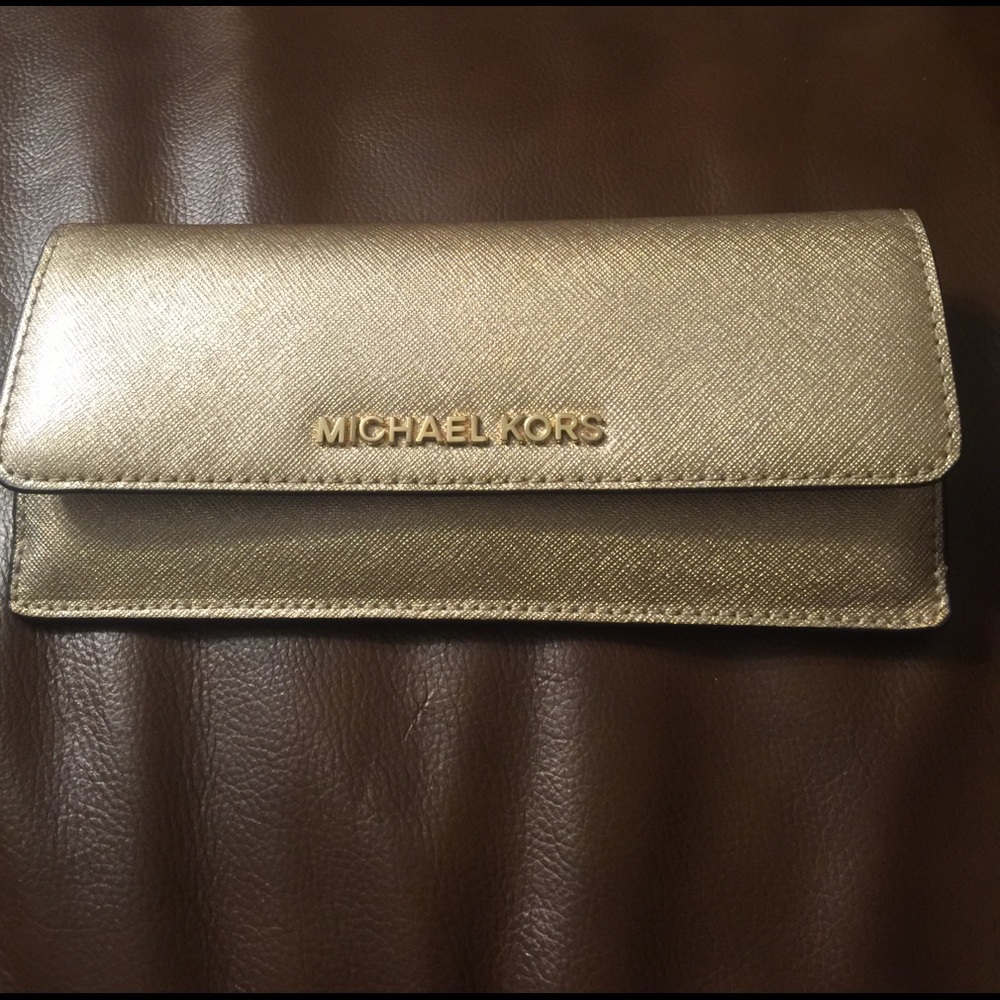 Michael Kors gold saffiano wallet